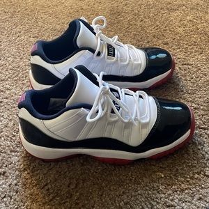 Air Jordan 11 Retro Low Gs Concord - Bred